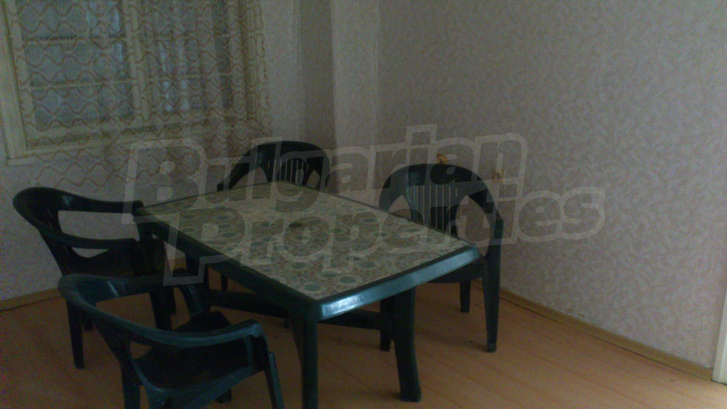 Gallery Picture 10