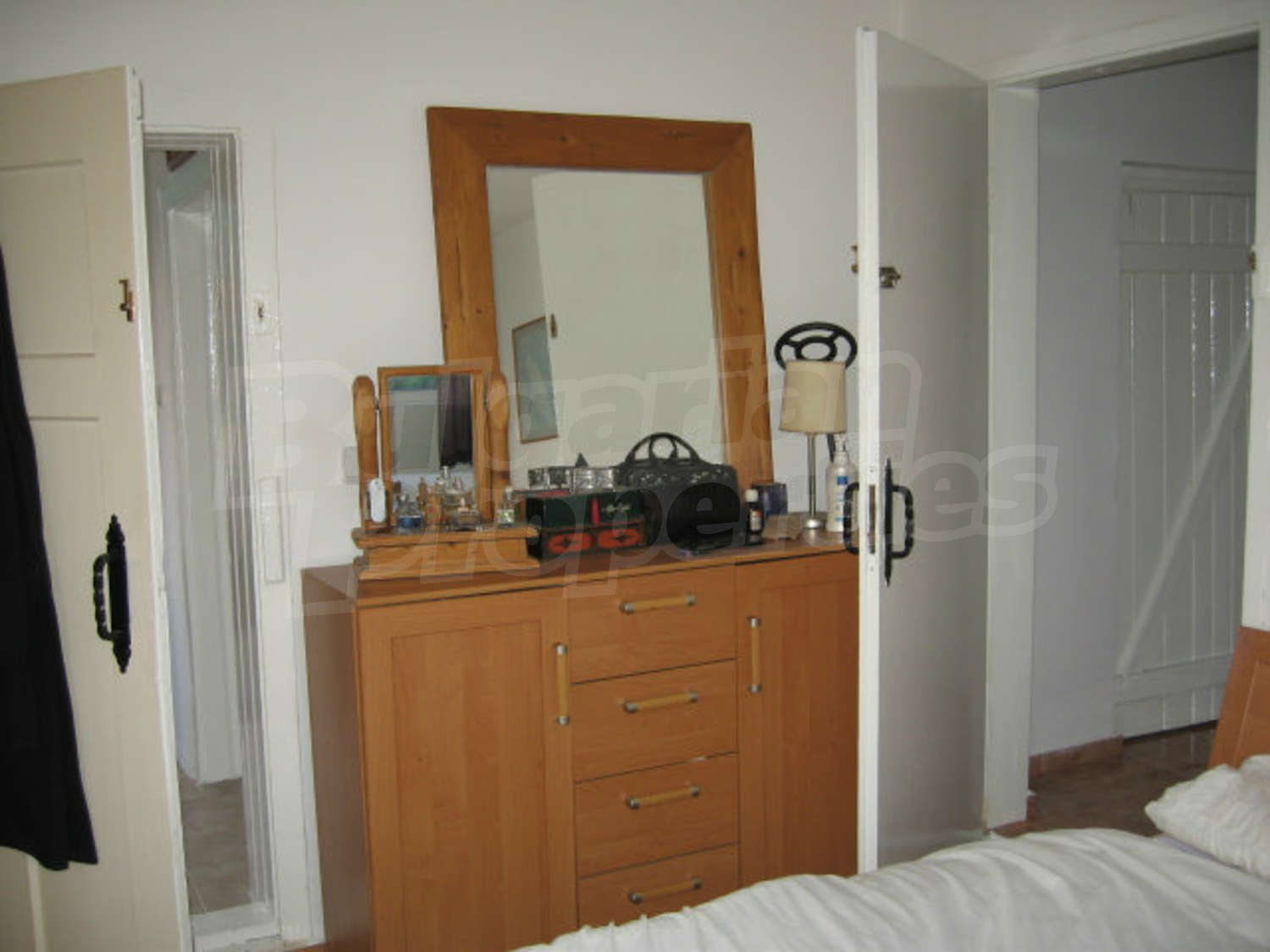 Gallery Picture 12