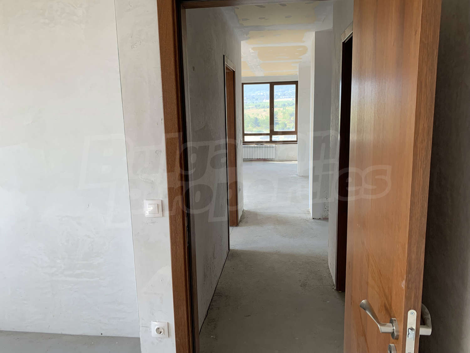 Gallery Picture 12