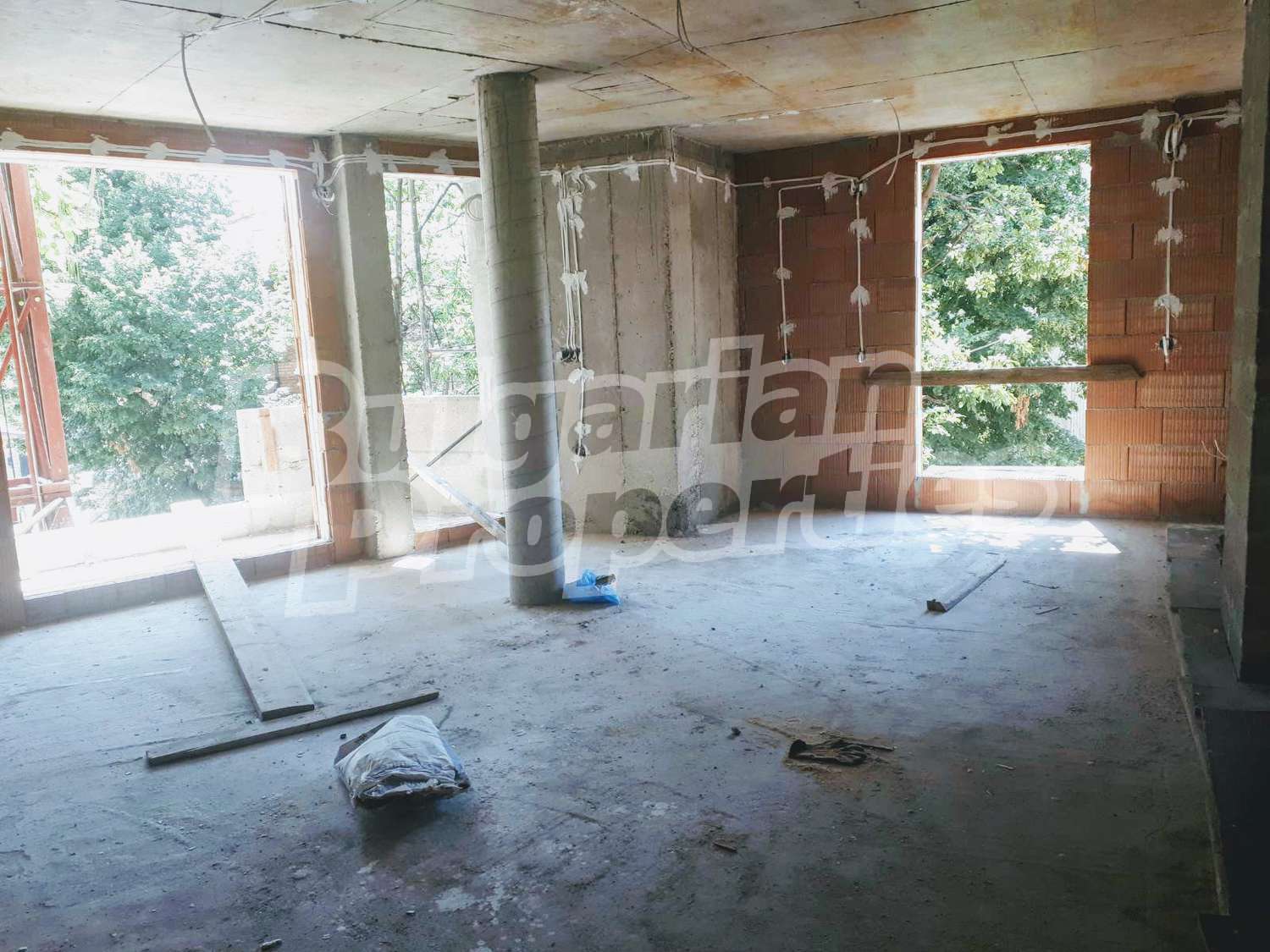 Gallery Picture 6