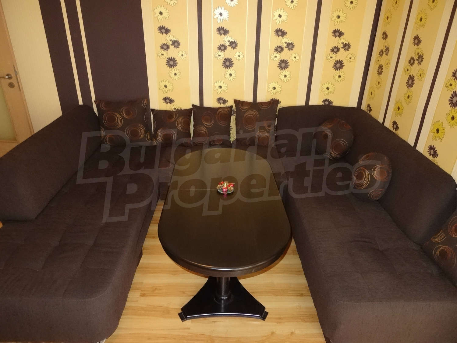 Gallery Picture 2
