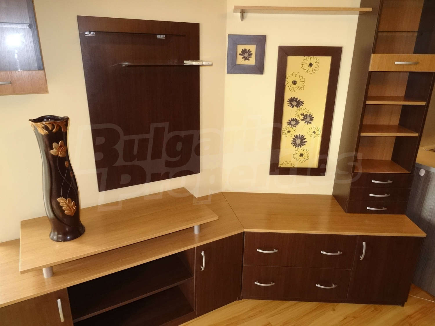 Gallery Picture 3