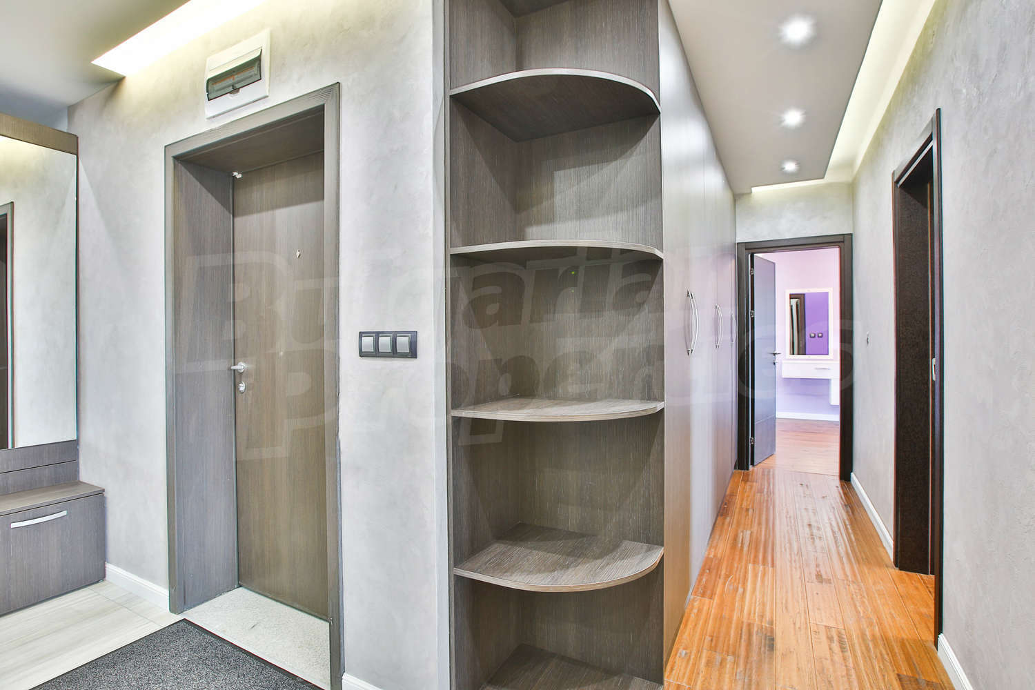 Gallery Picture 8