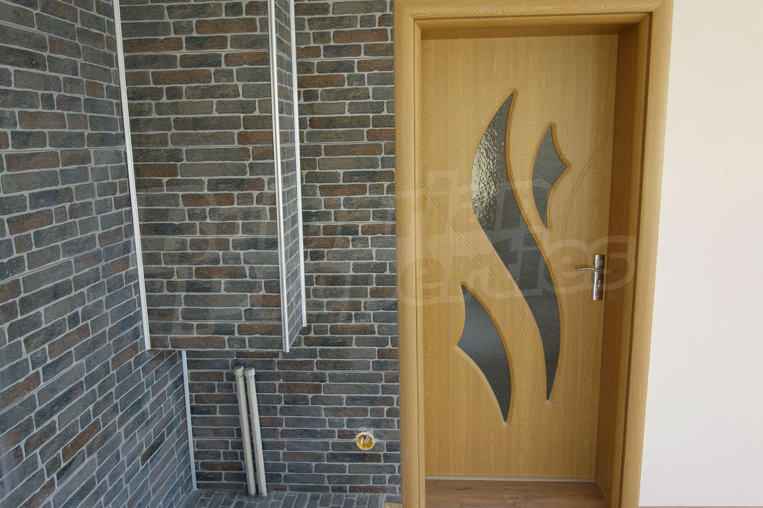 Gallery Picture 9