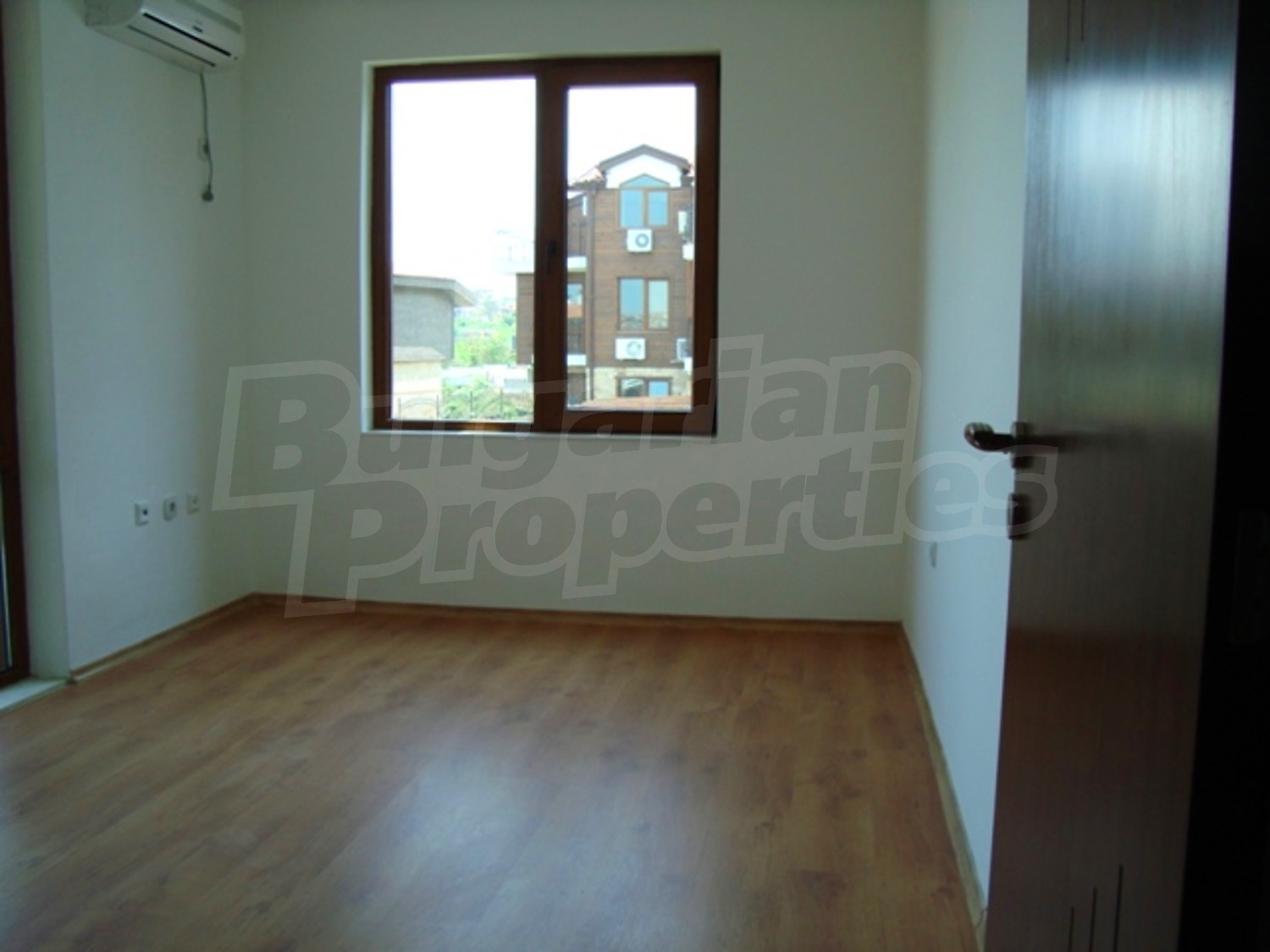 Gallery Picture 16