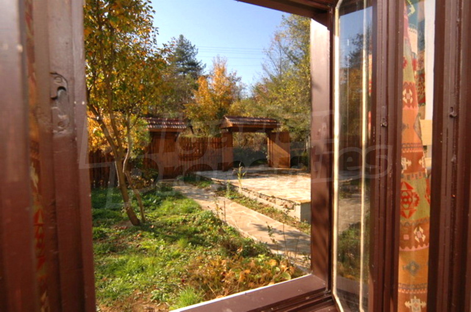 Gallery Picture 9