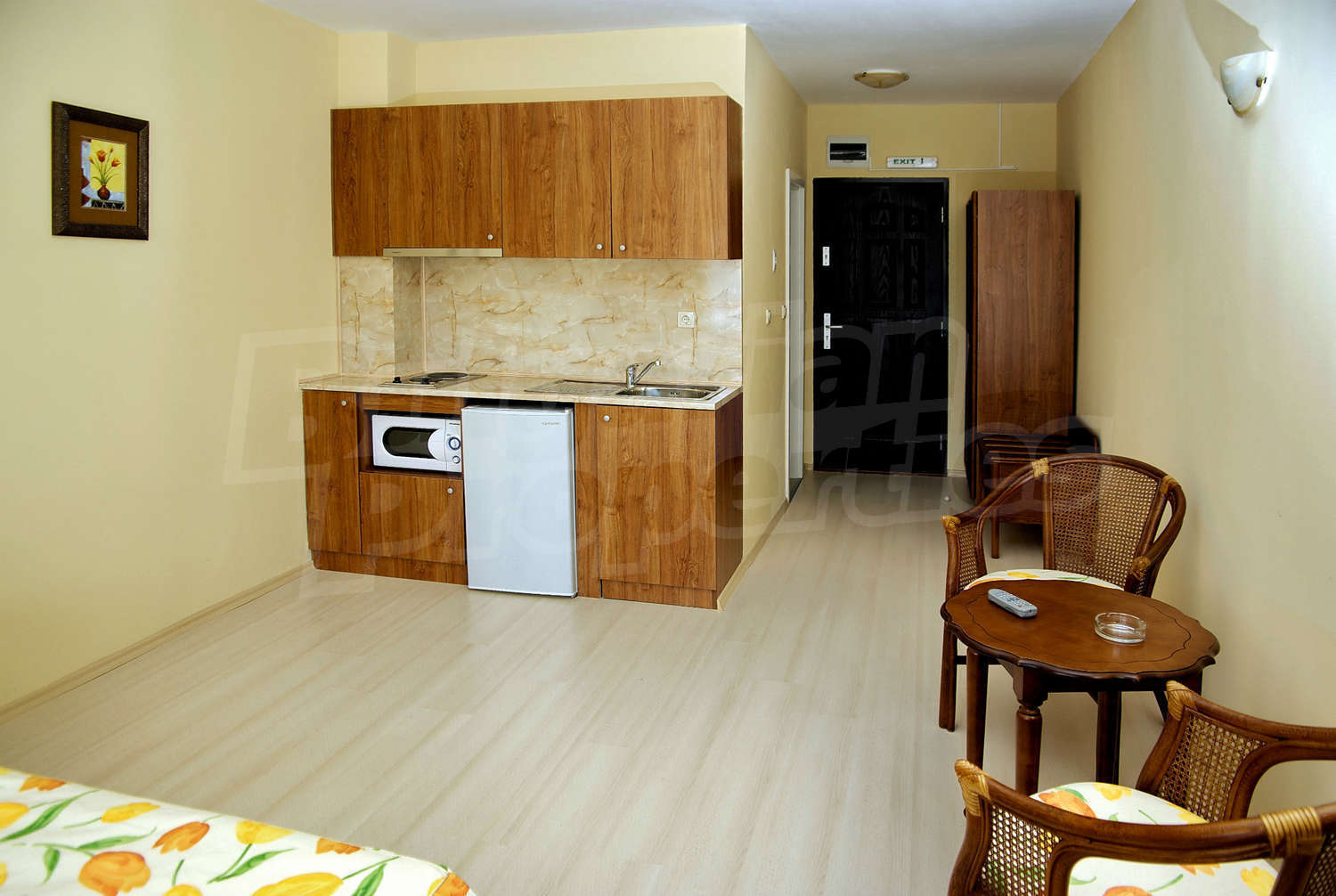 Gallery Picture 15