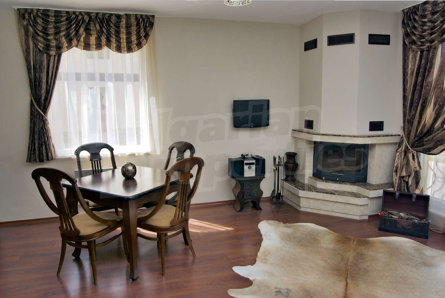 Gallery Picture 19