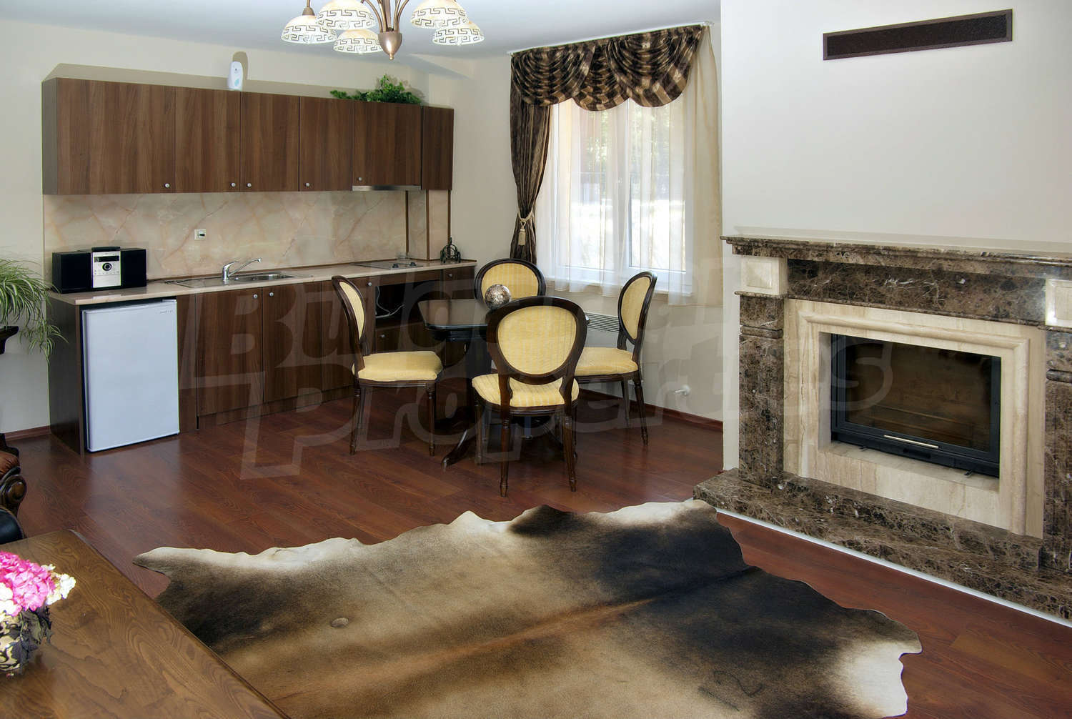 Gallery Picture 22