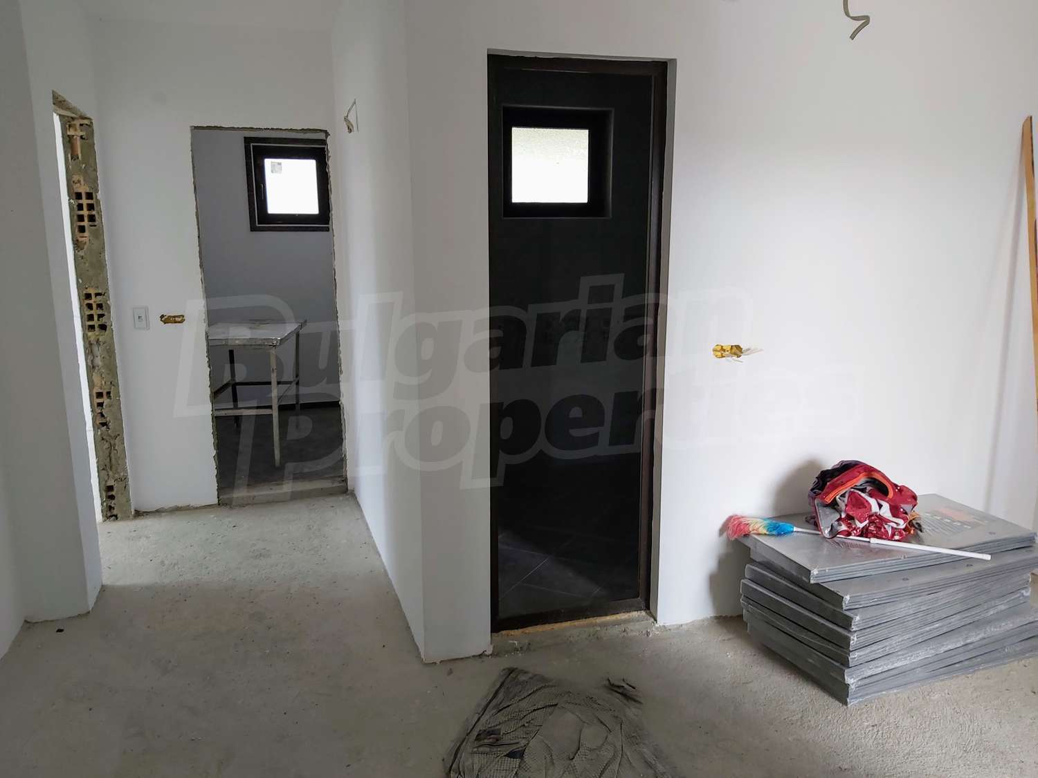 Gallery Picture 10