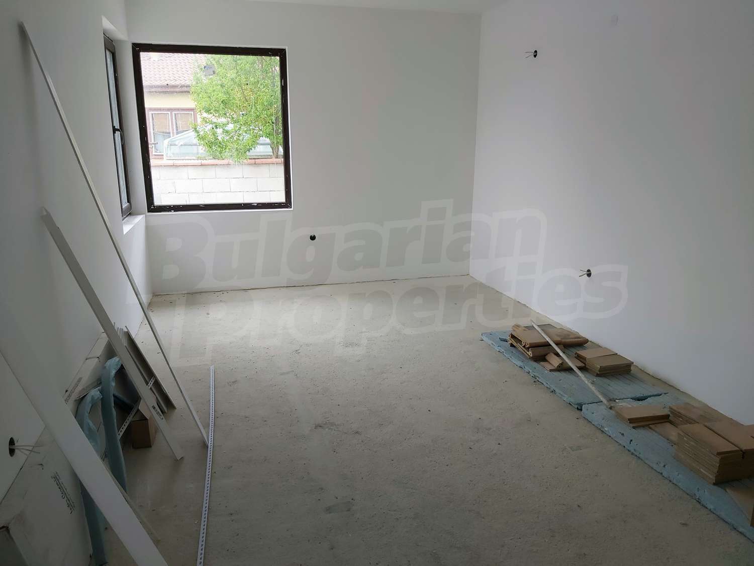 Gallery Picture 8