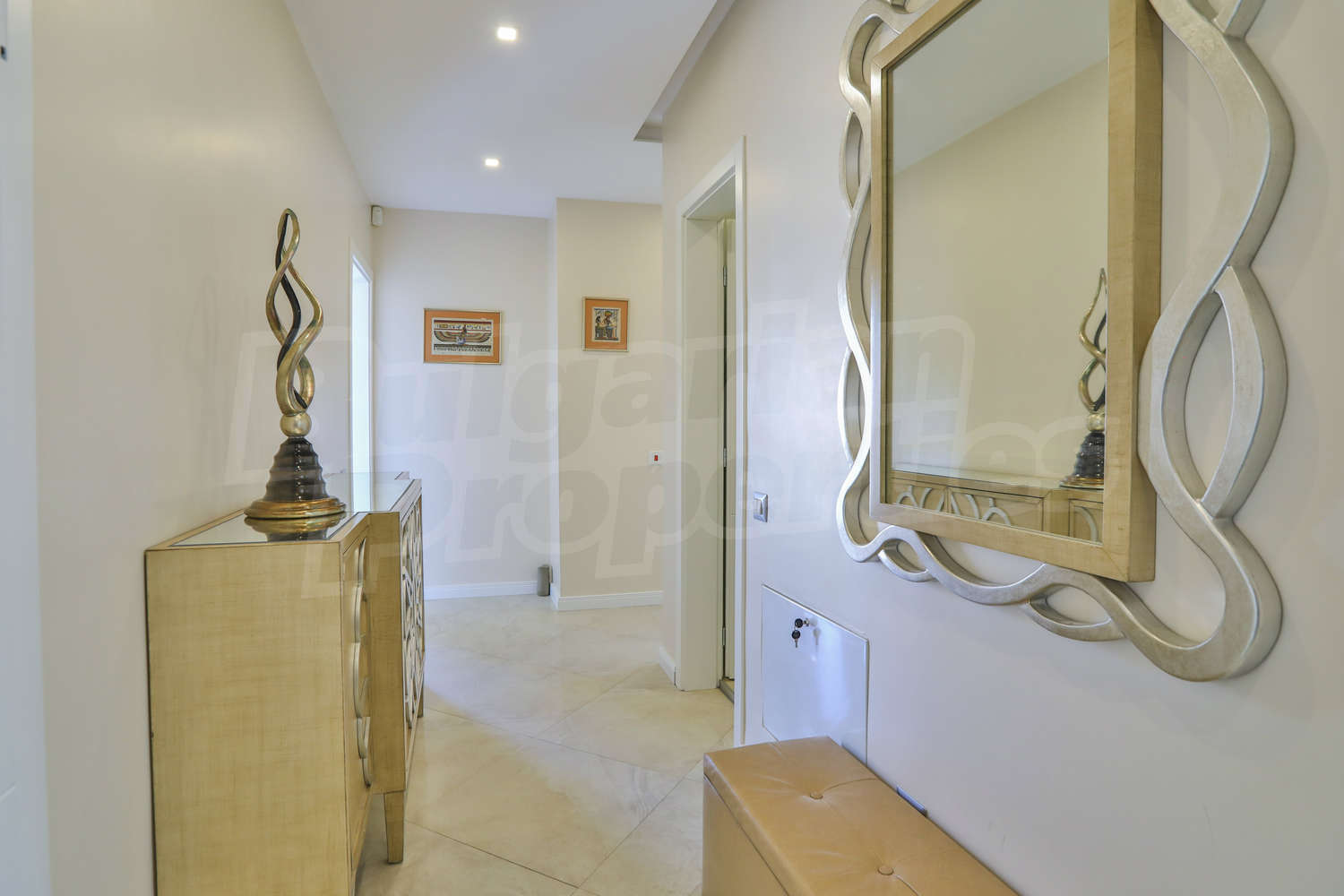 Gallery Picture 14
