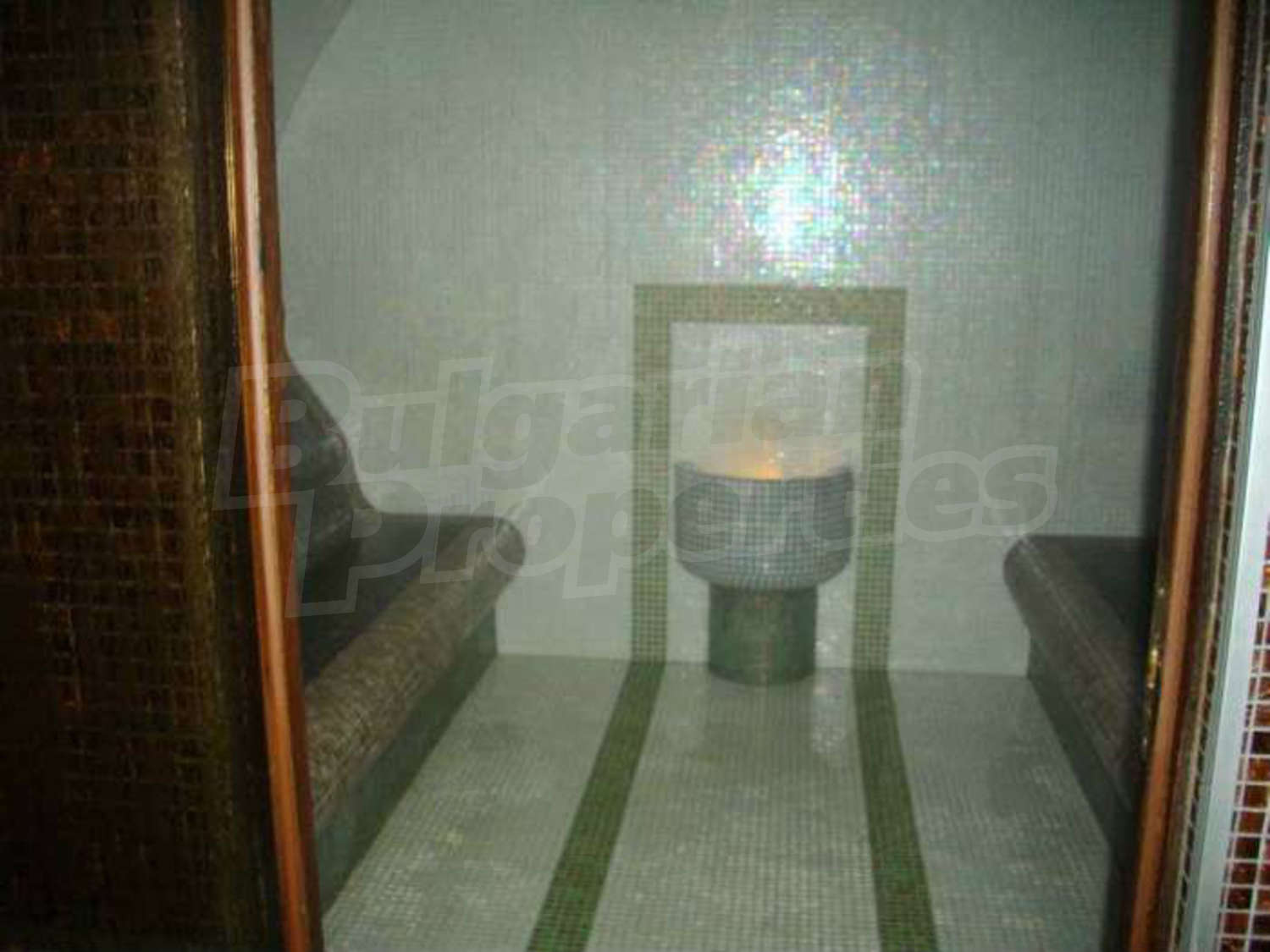 Gallery Picture 32