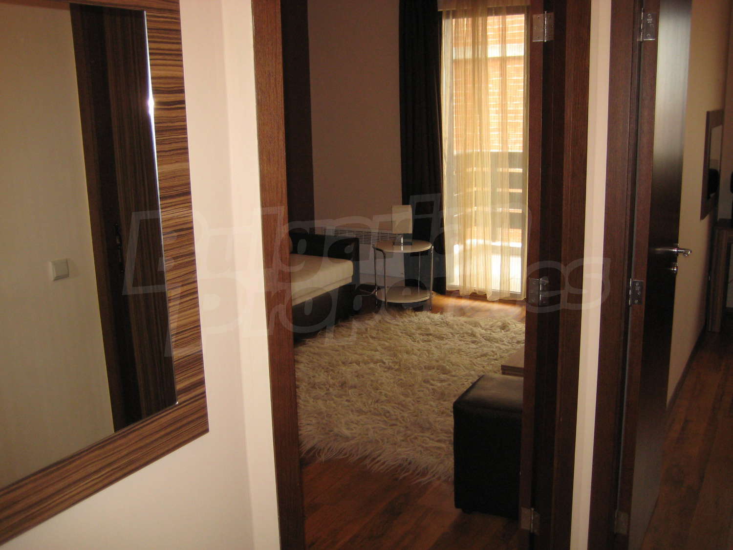 Gallery Picture 12