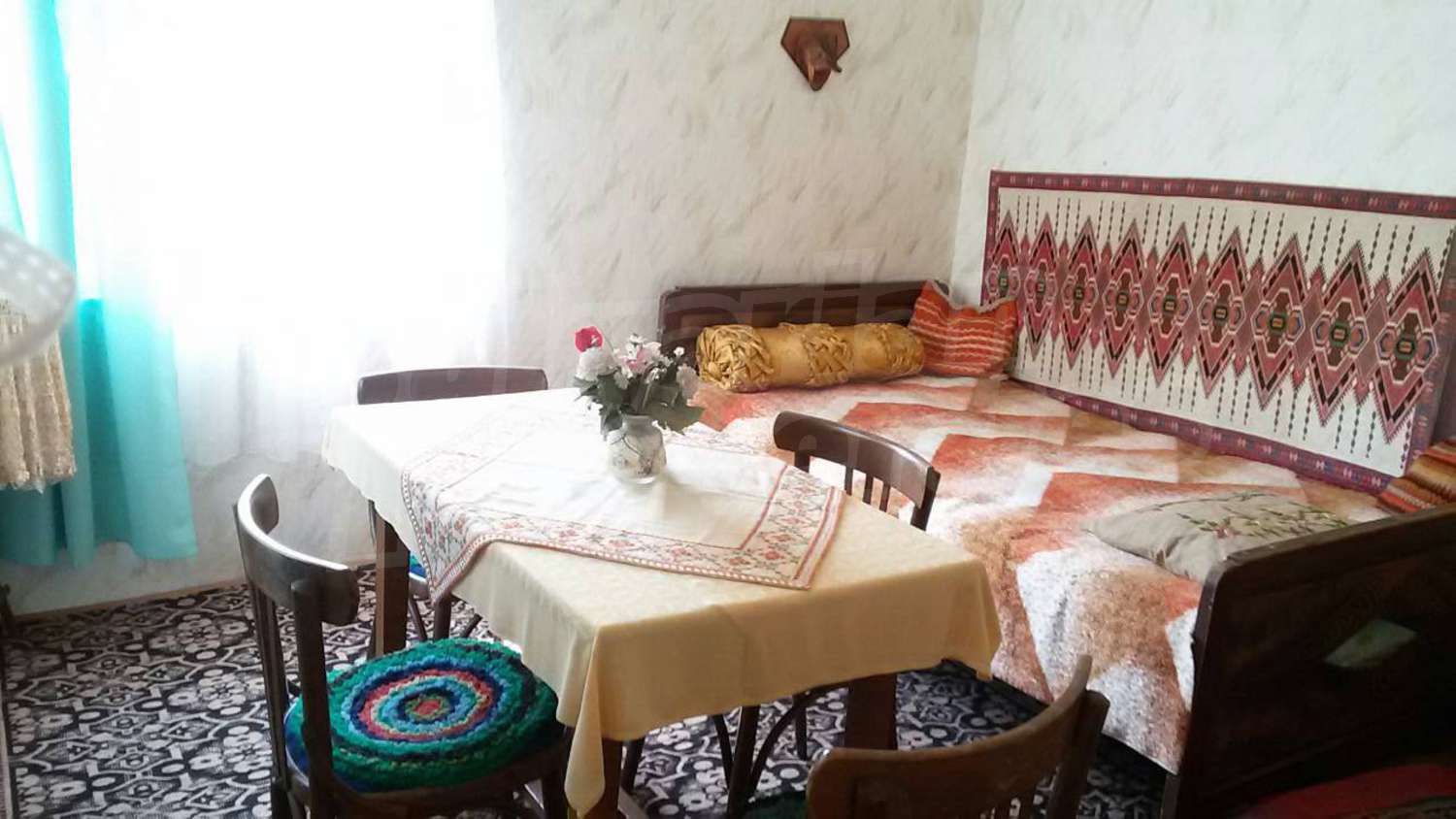 Gallery Picture 10