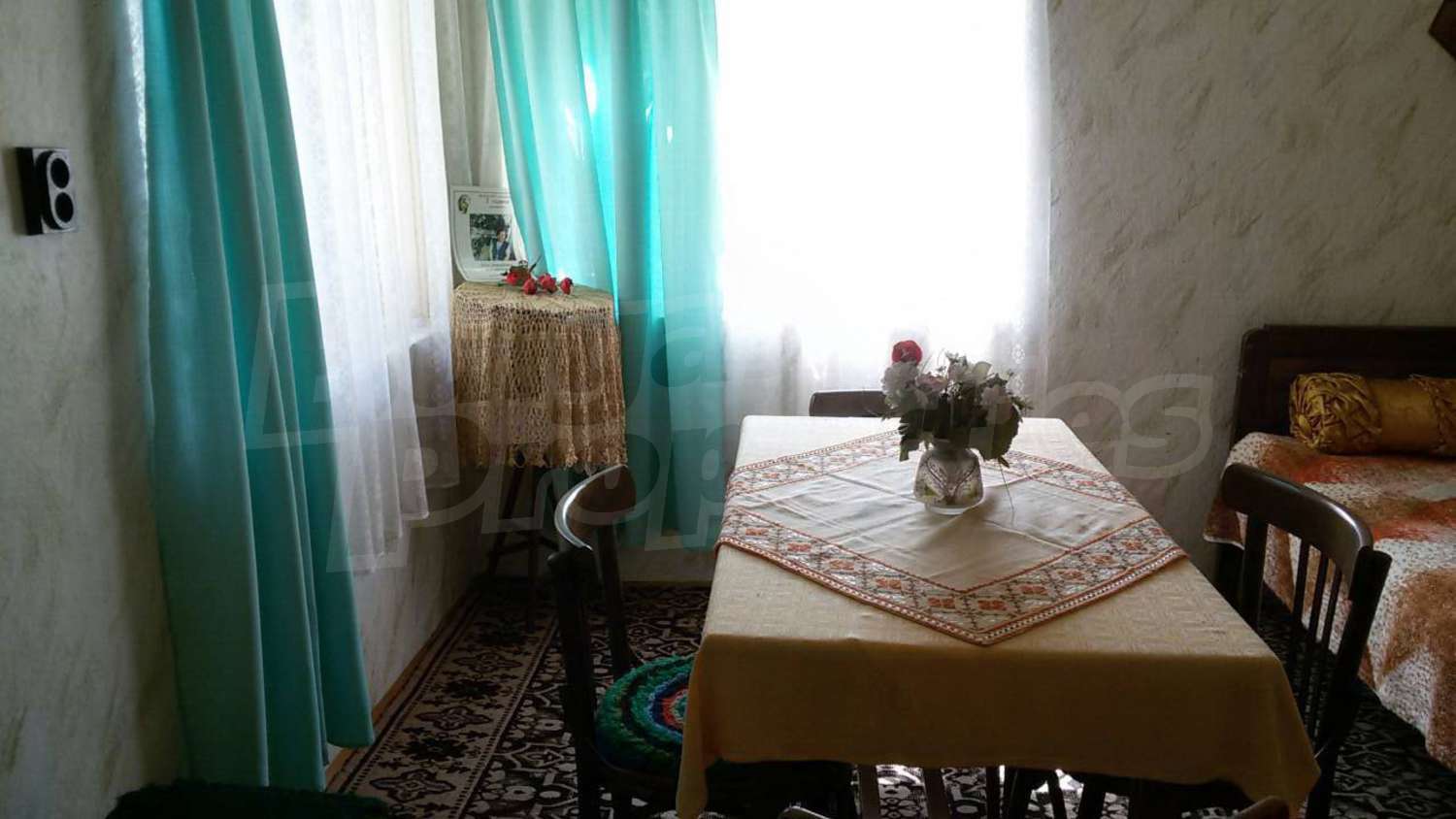 Gallery Picture 9
