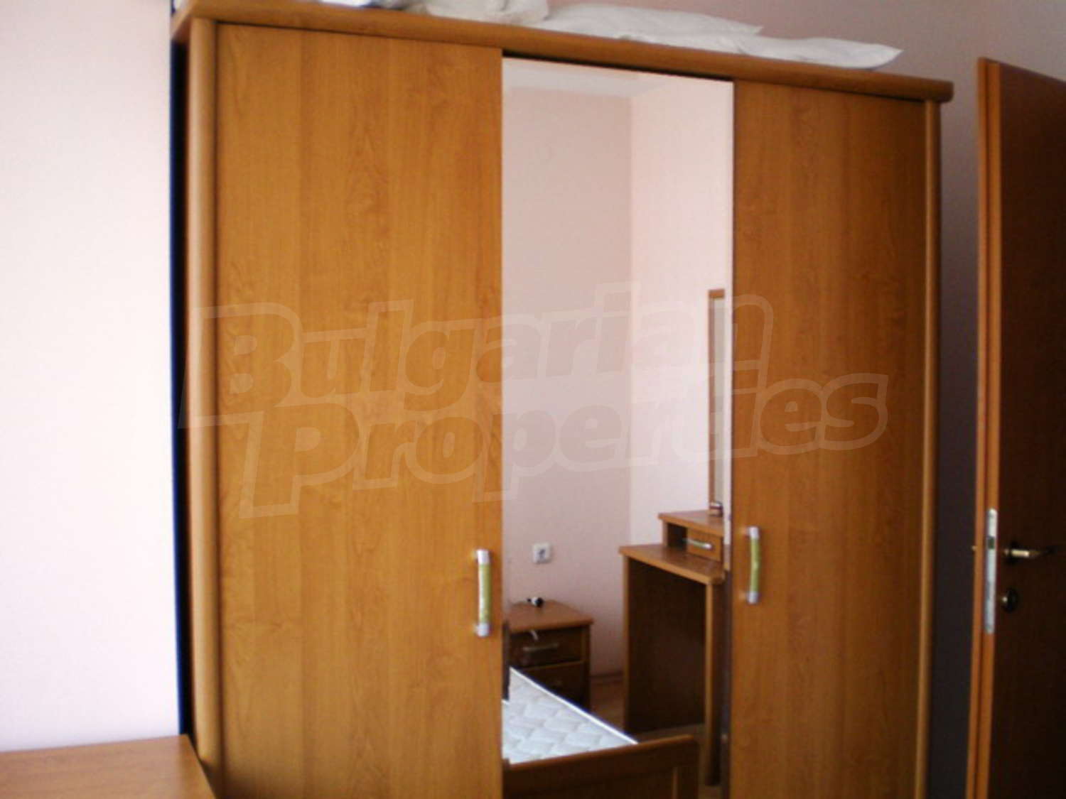 Gallery Picture 17