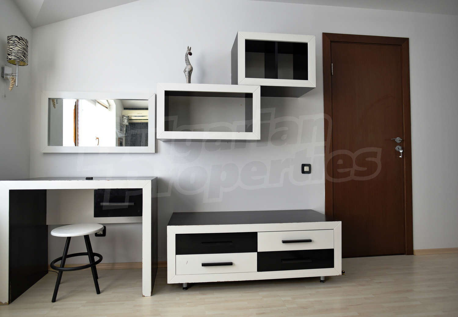 Gallery Picture 31