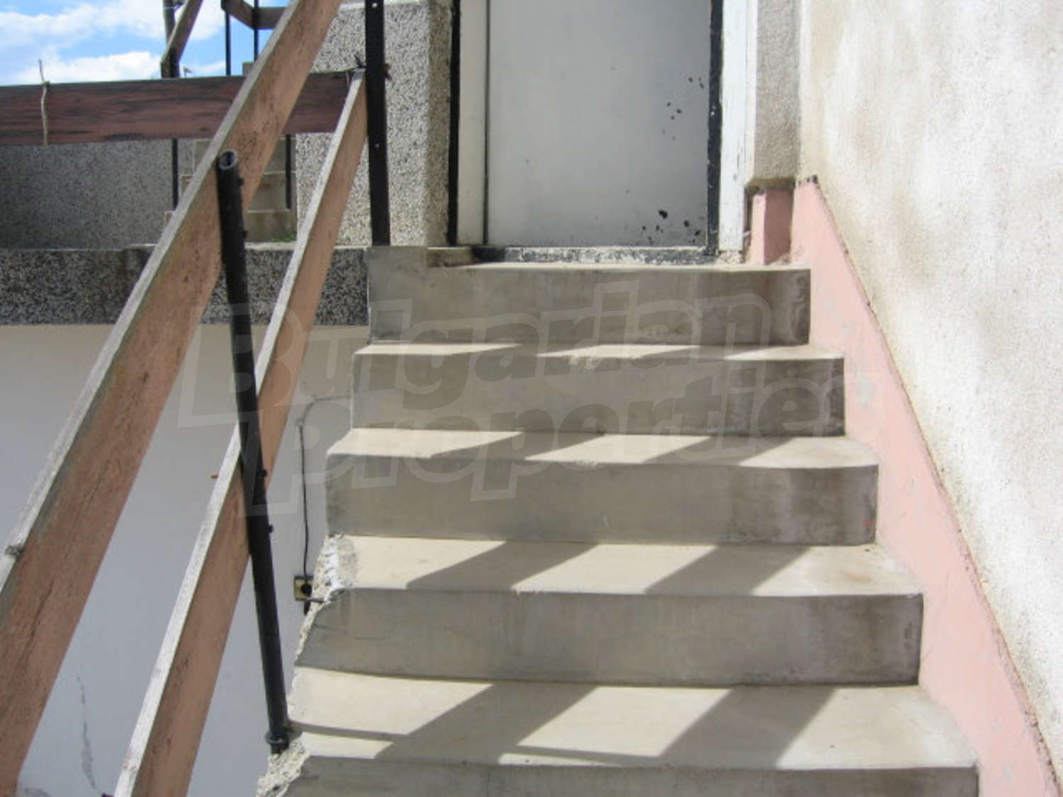 Gallery Picture 16
