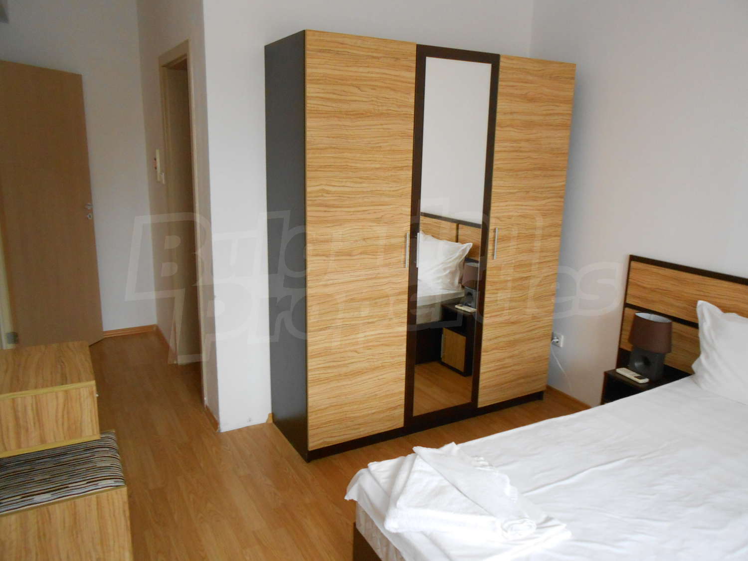 Gallery Picture 23