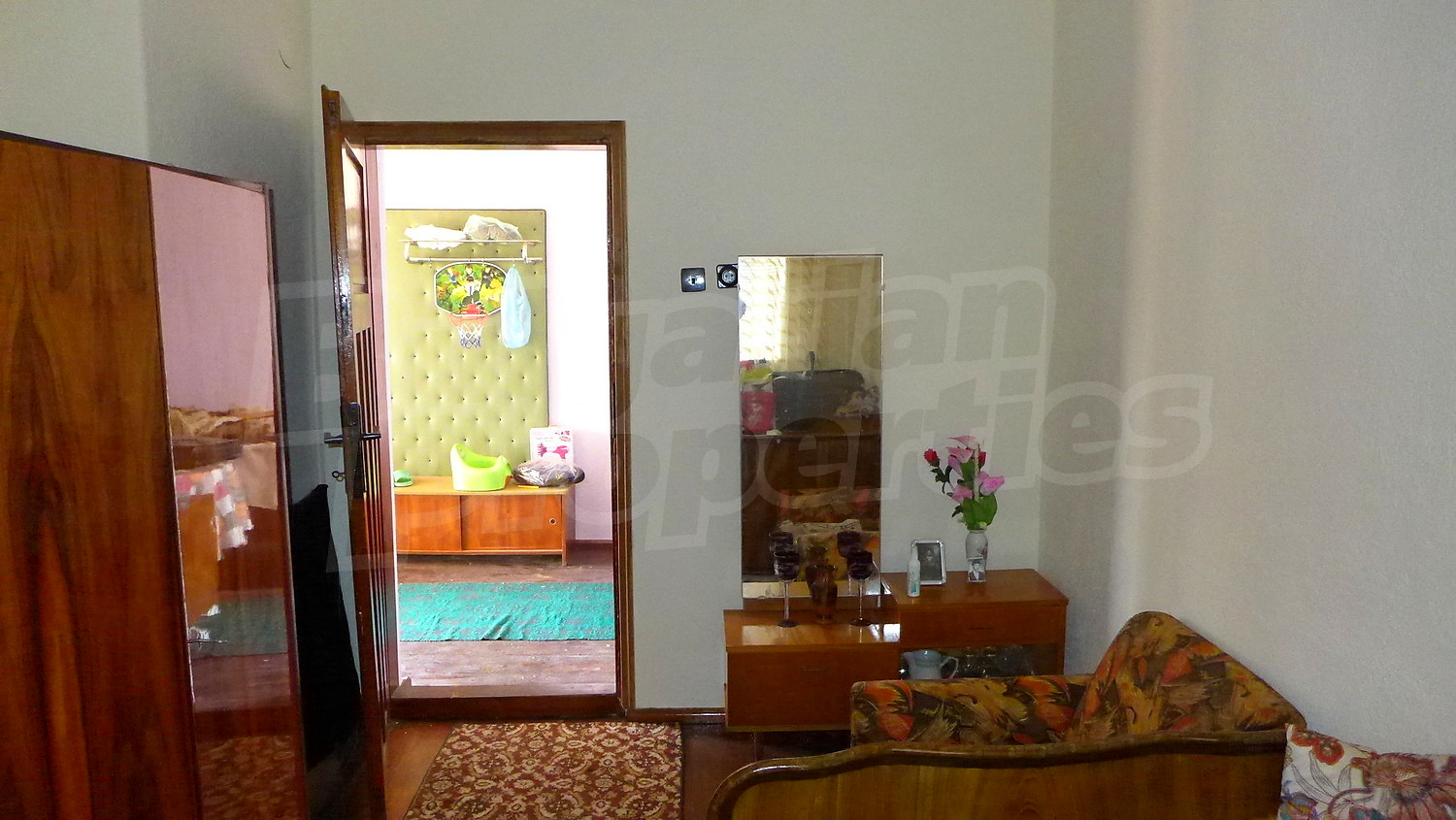 Gallery Picture 29