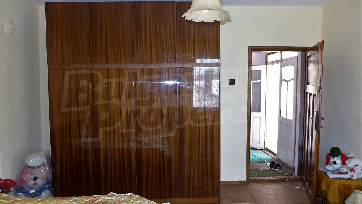 Gallery Picture 32