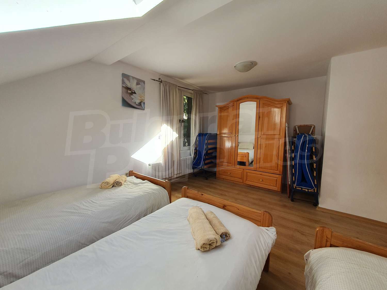 Gallery Picture 27