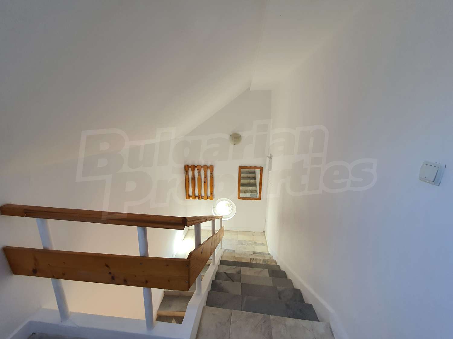 Gallery Picture 32