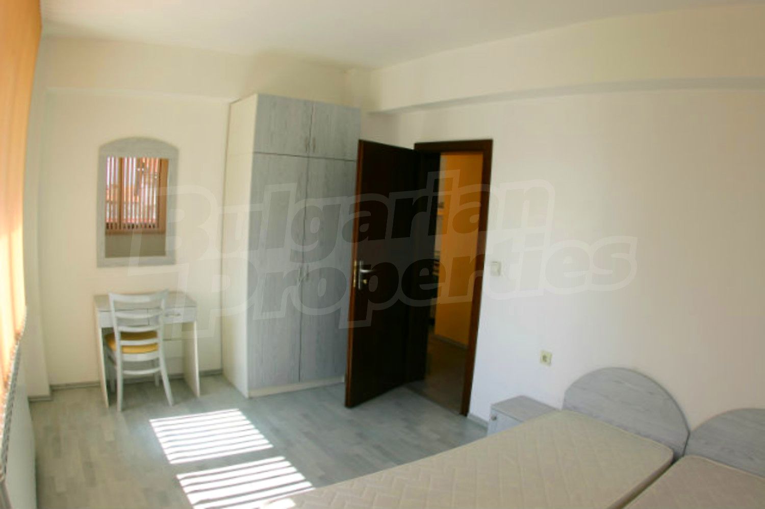 Gallery Picture 17