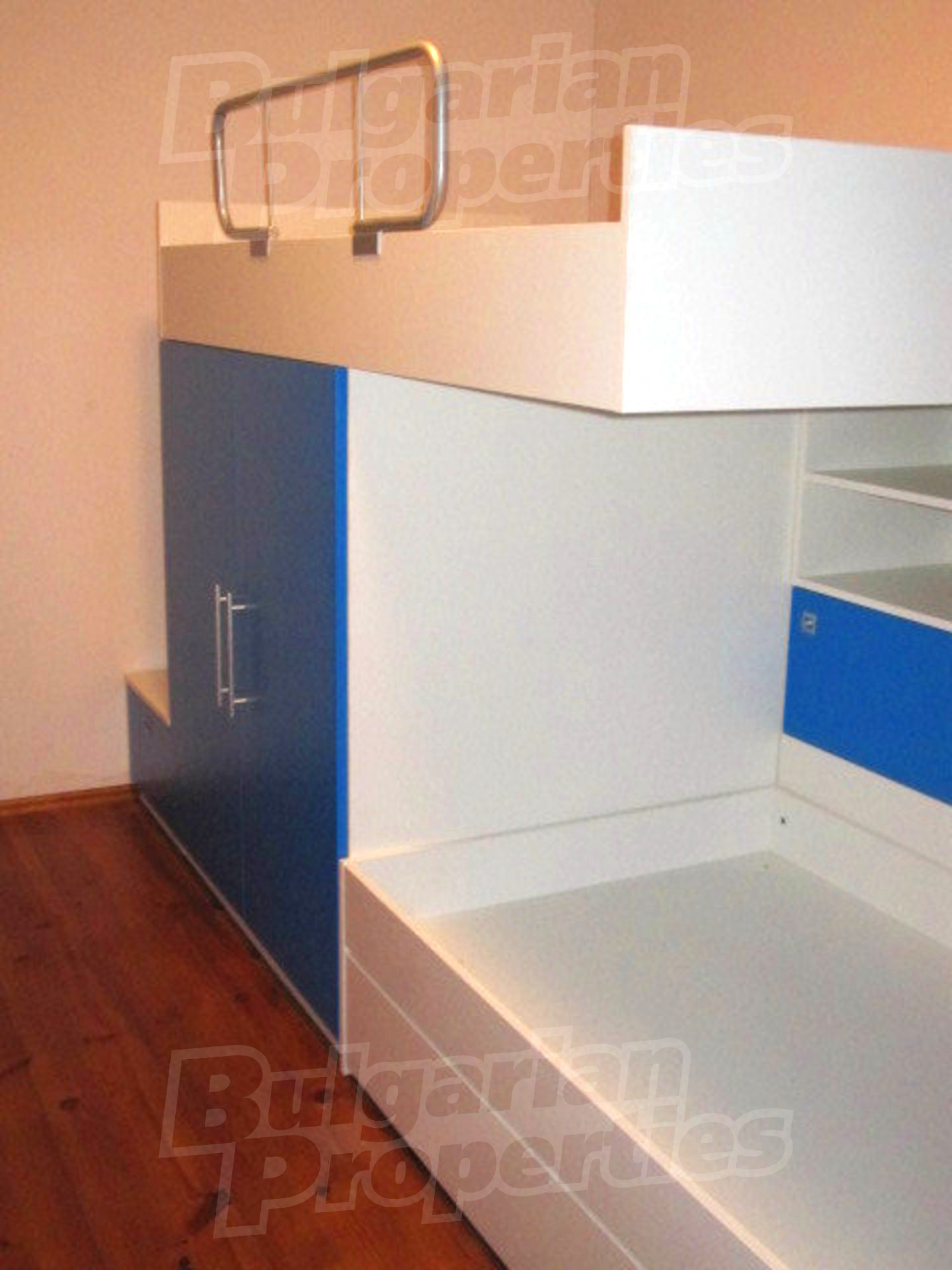 Gallery Picture 12