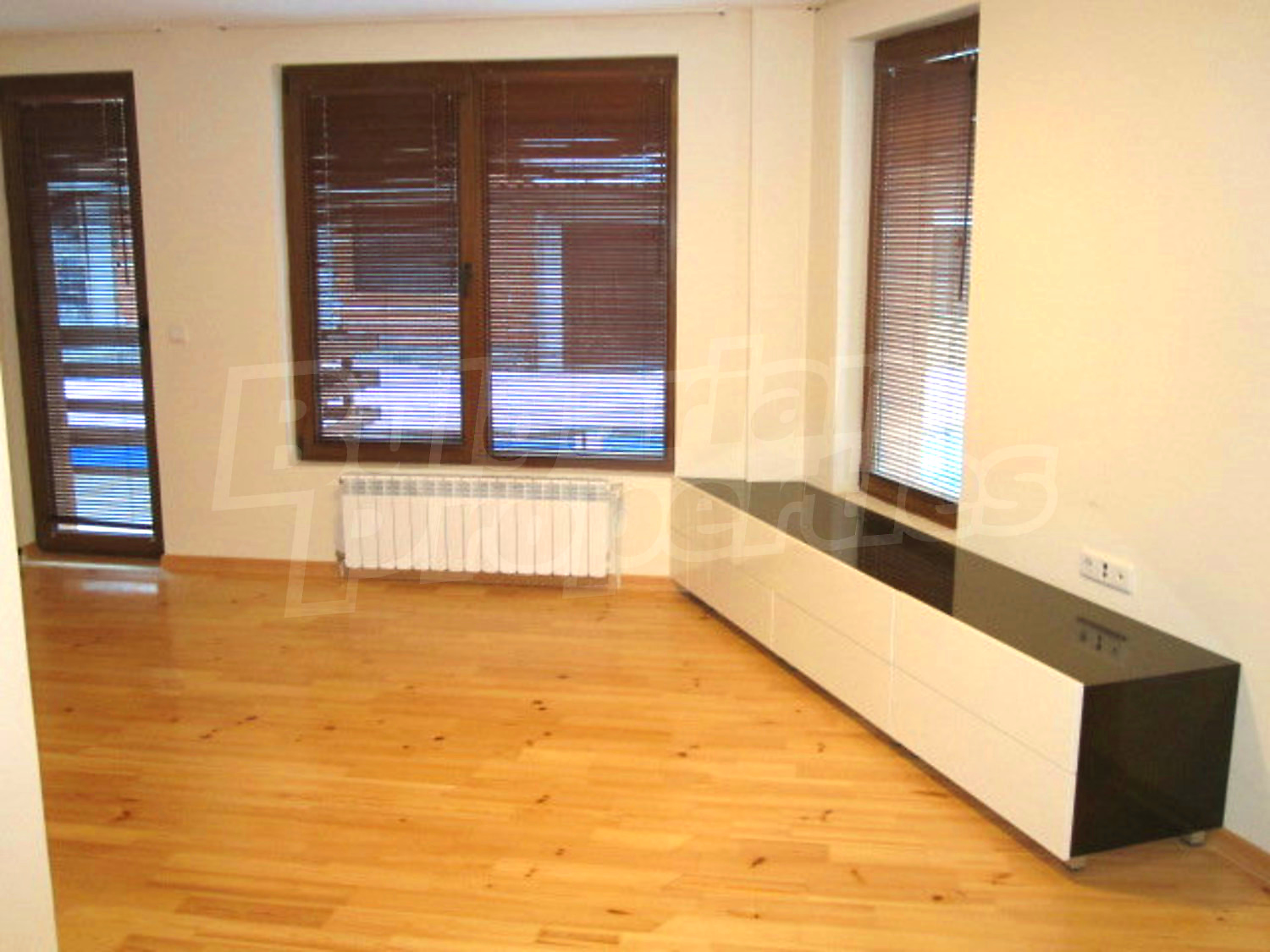 Gallery Picture 4