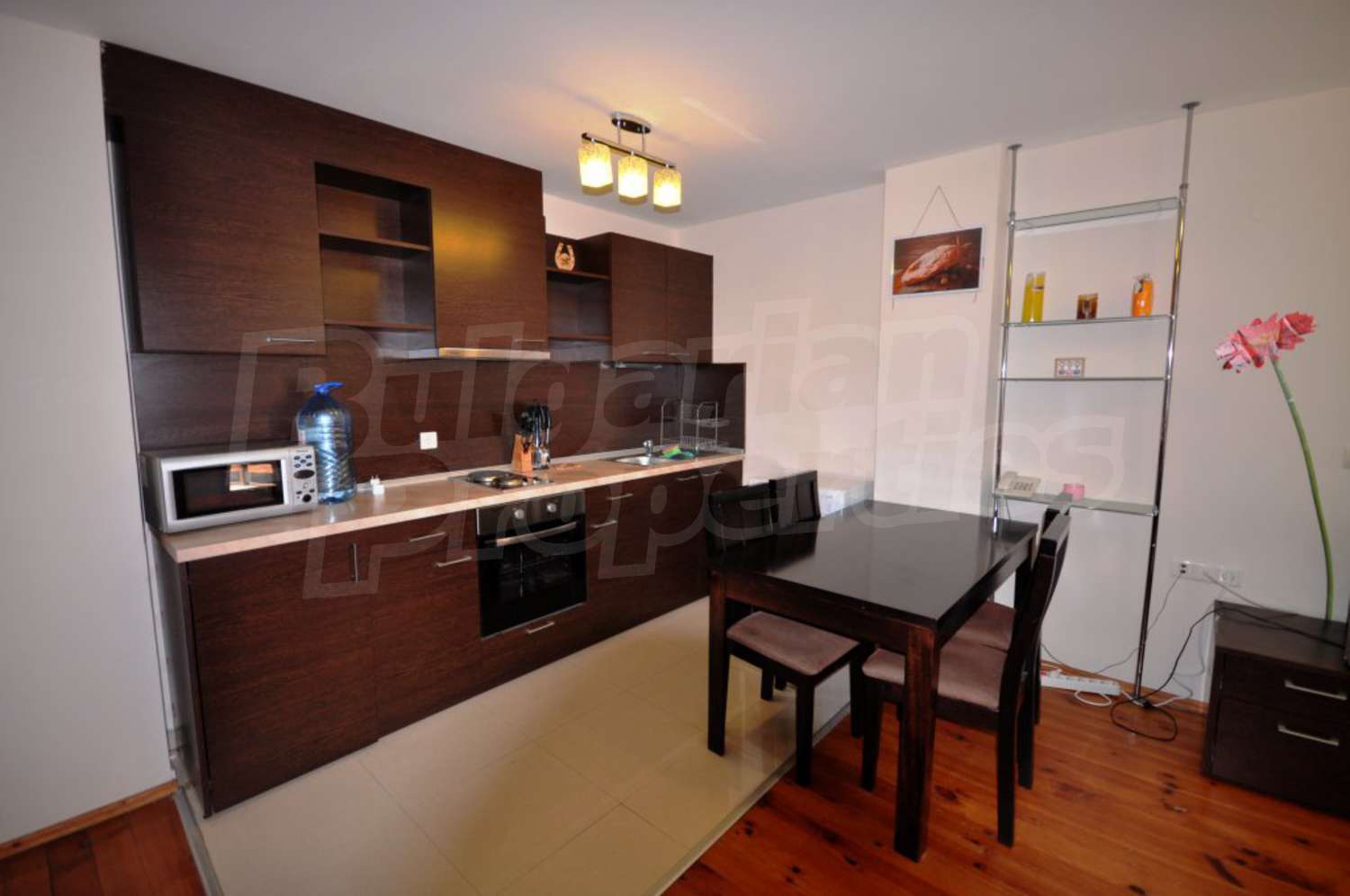 Gallery Picture 7
