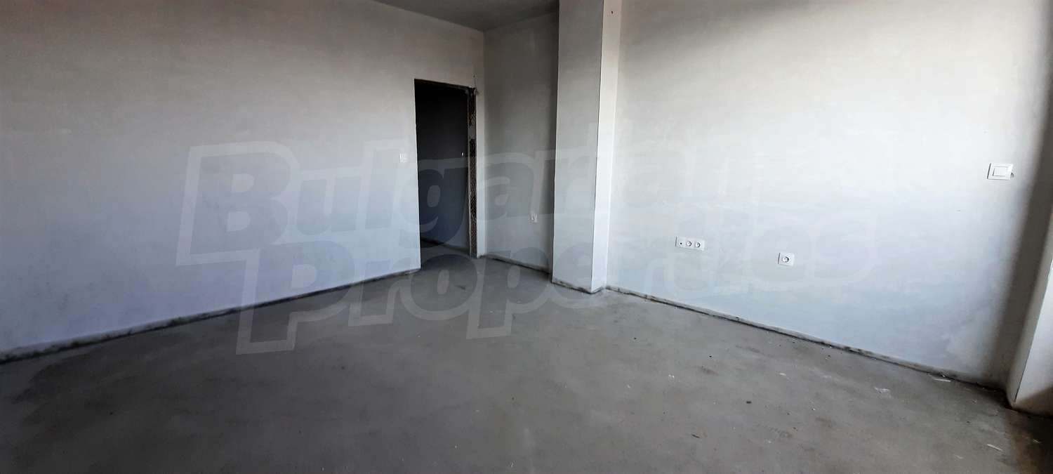 Gallery Picture 6