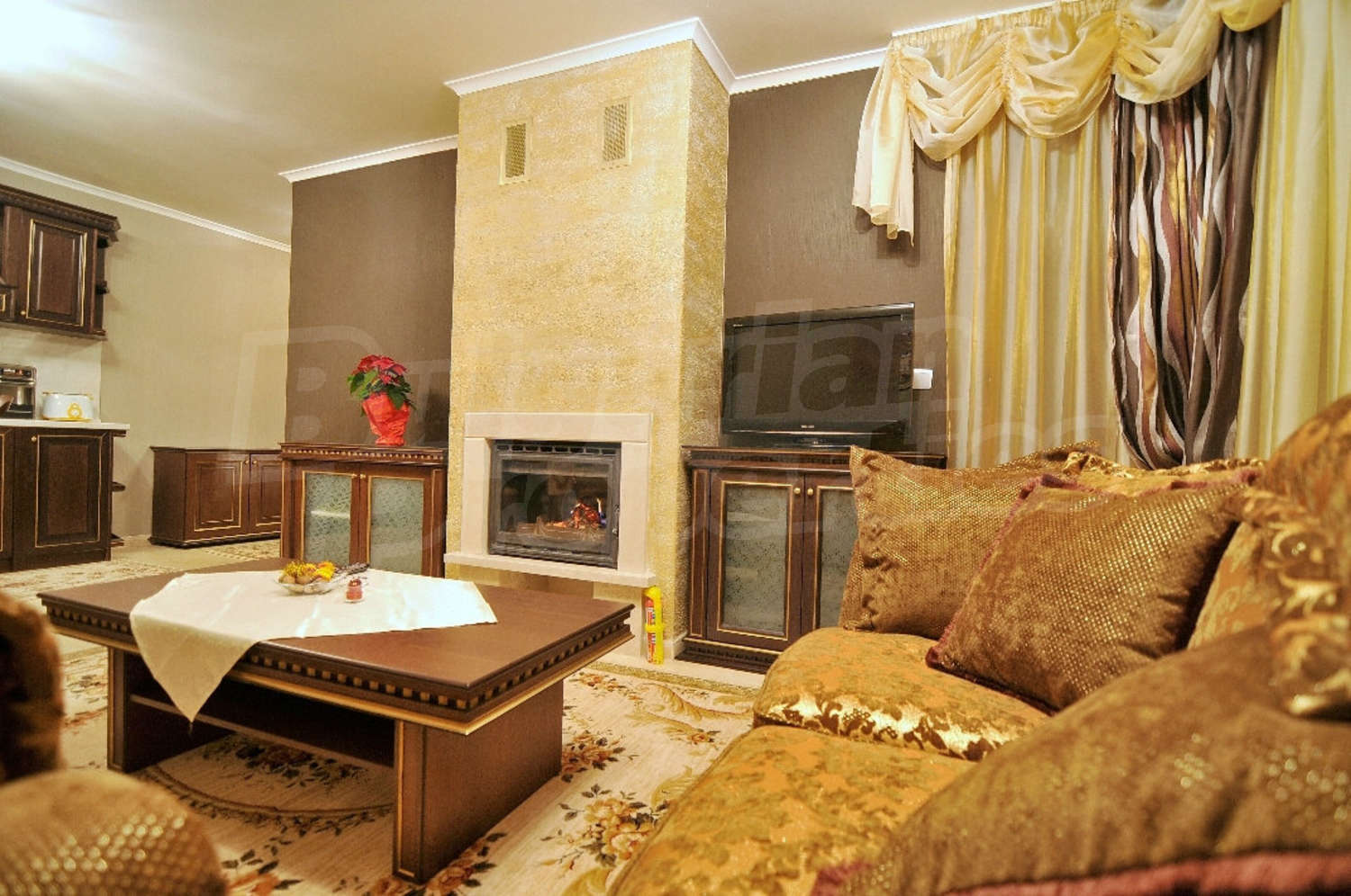 Gallery Picture 35