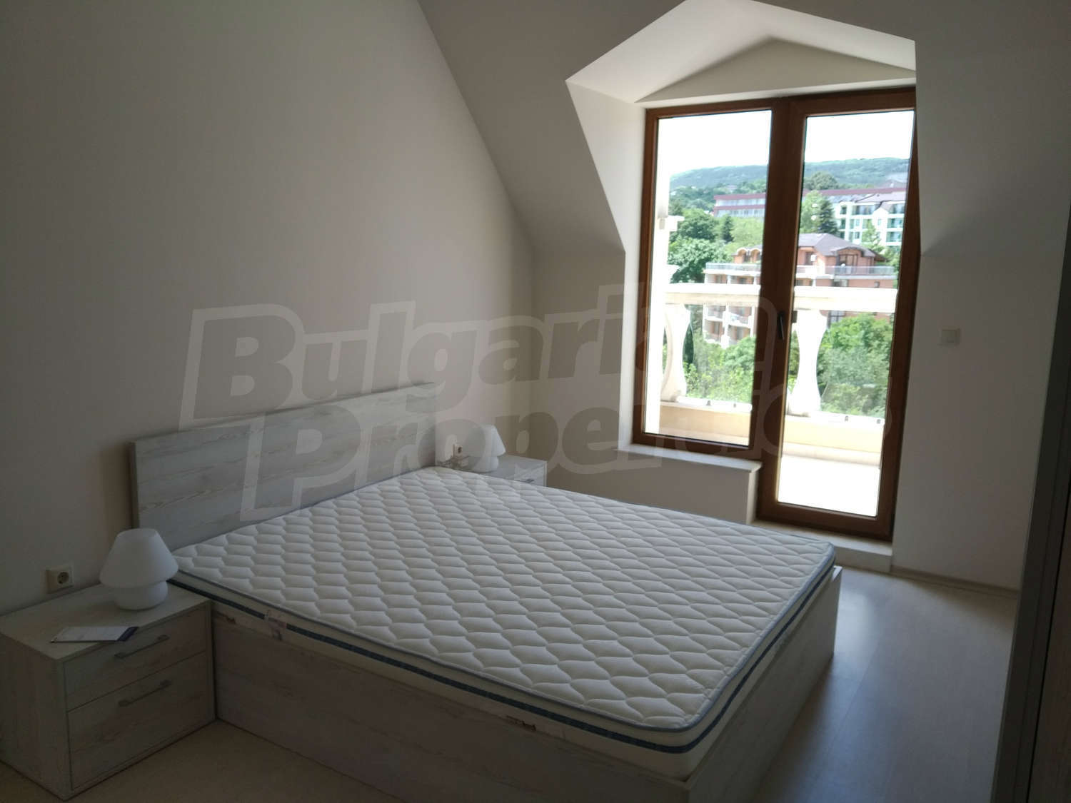 Gallery Picture 11