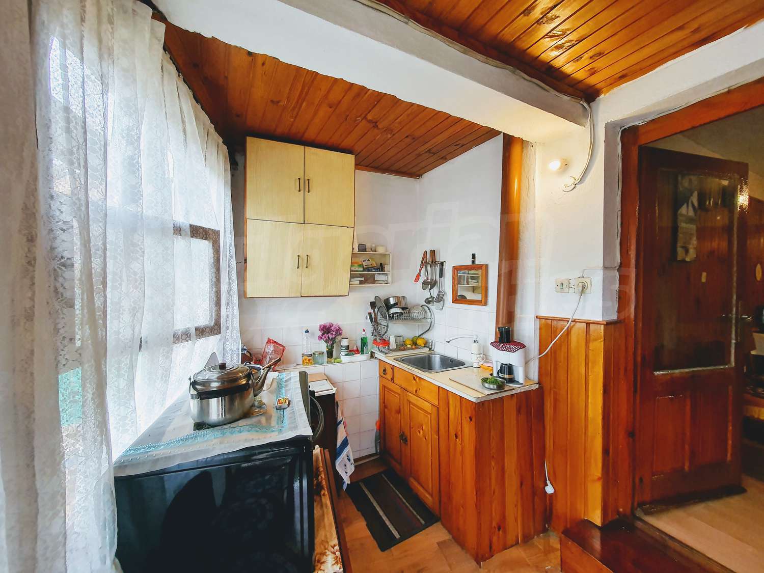 Gallery Picture 6