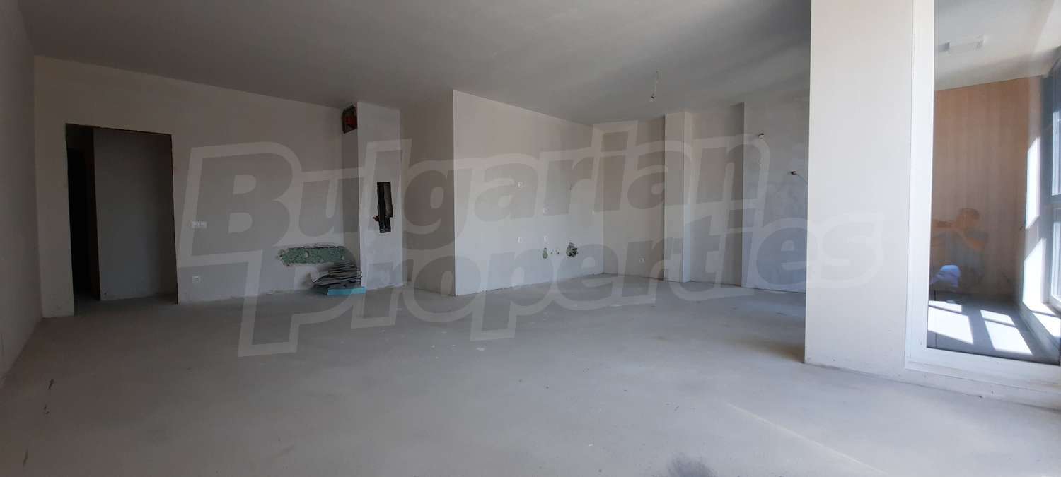 Gallery Picture 25