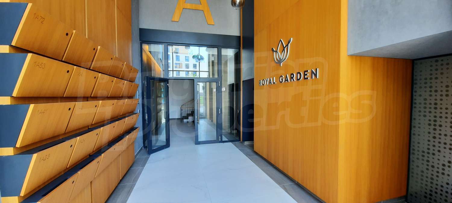 Gallery Picture 33