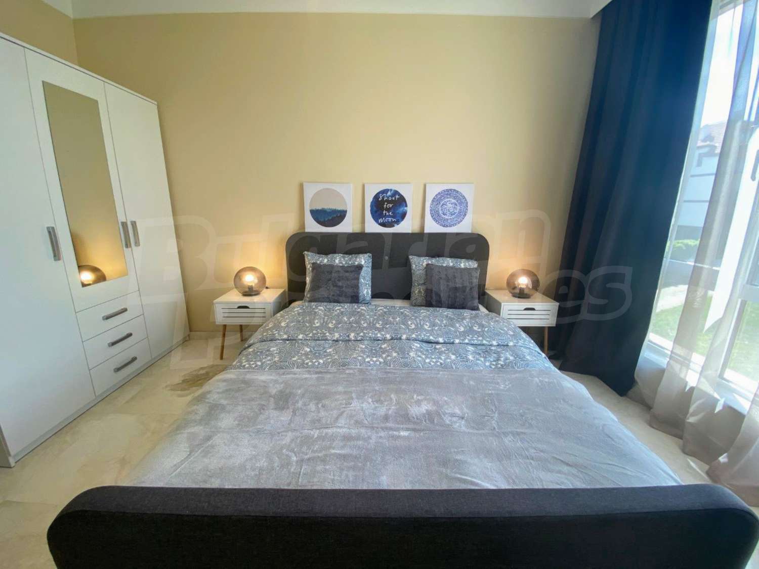 Gallery Picture 11