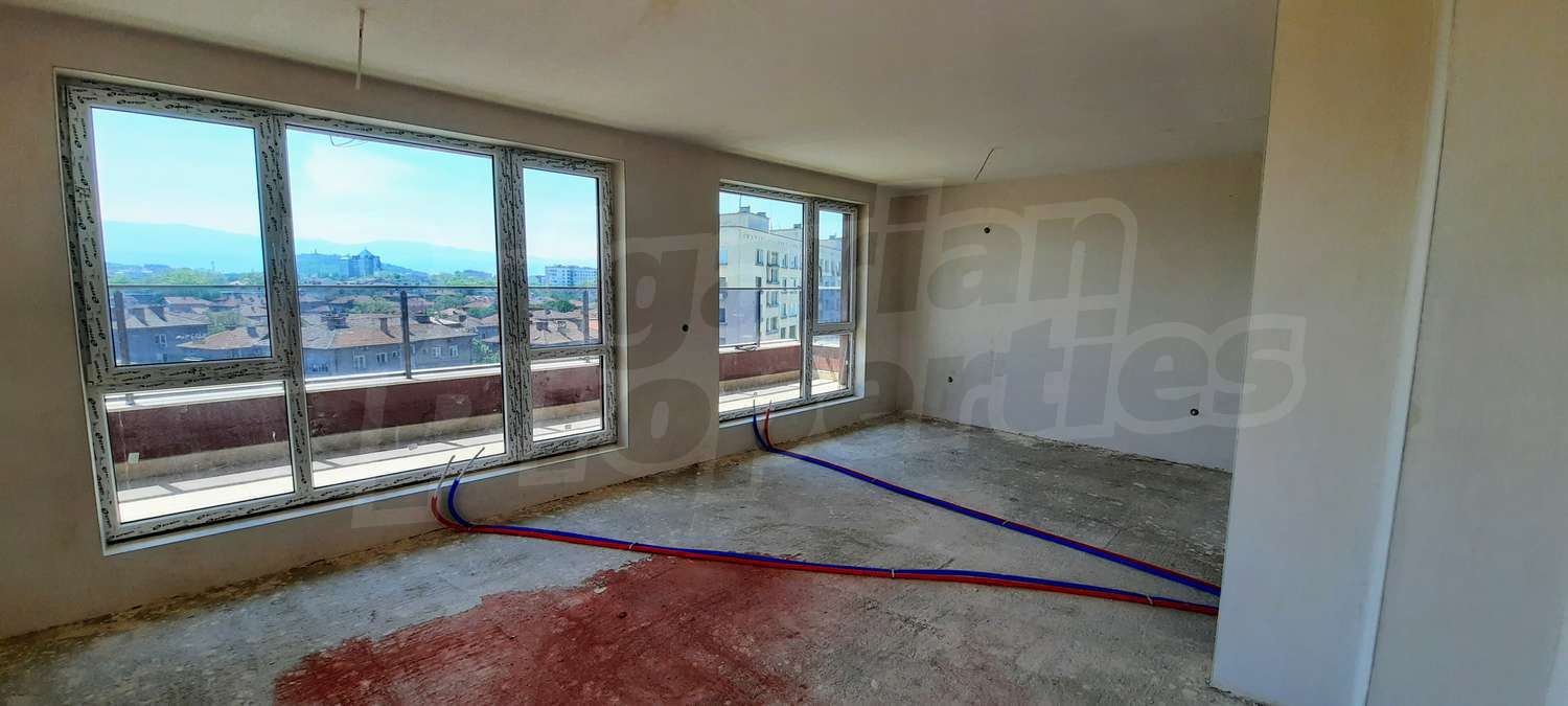 Gallery Picture 9