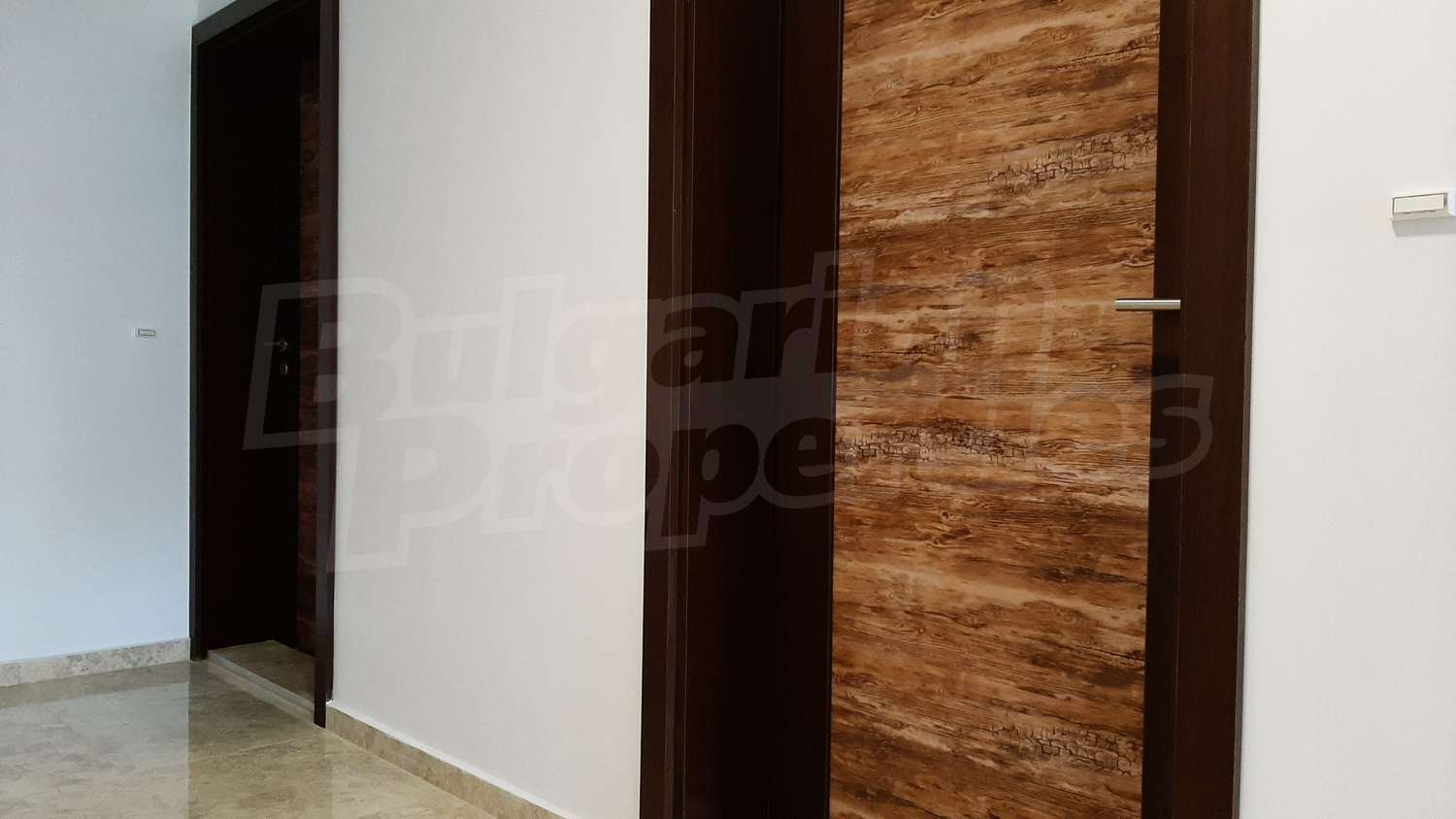 Gallery Picture 9