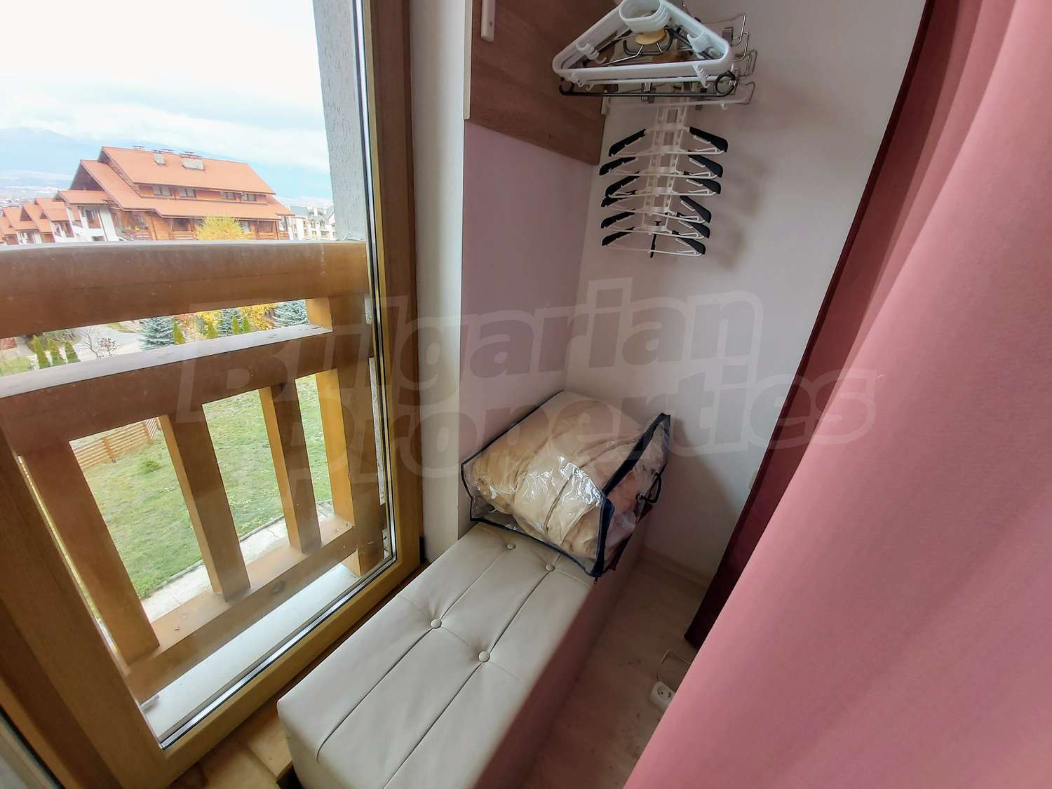 Gallery Picture 15