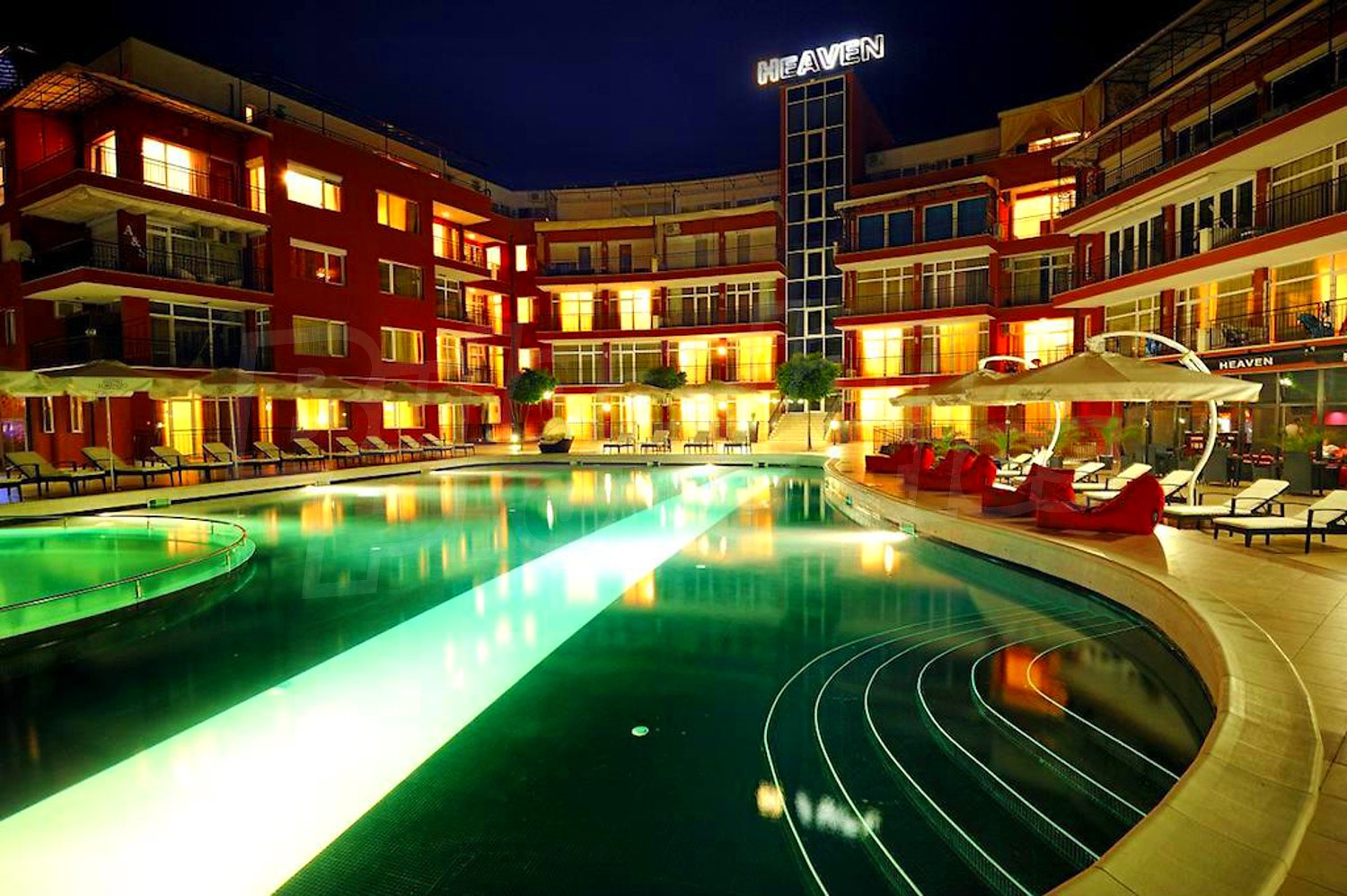 2bedroom apartment for sale in Heaven in Sunny Beach, 10 m to the