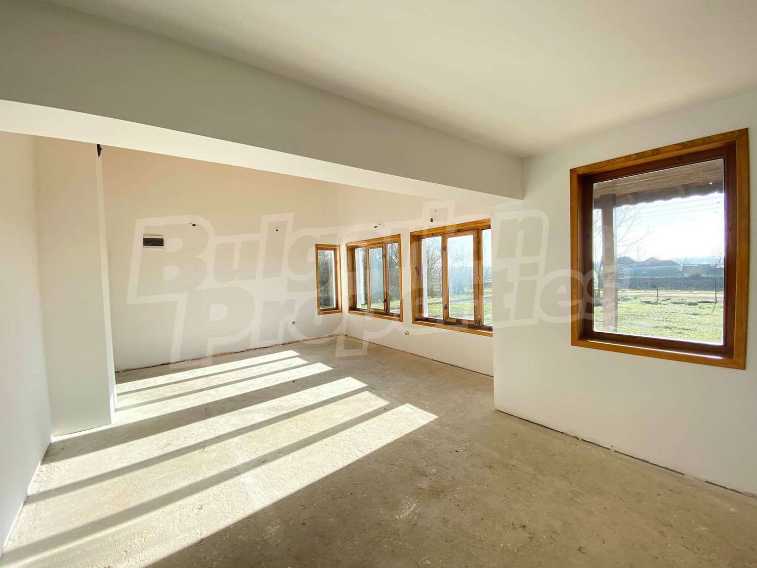 Gallery Picture 13