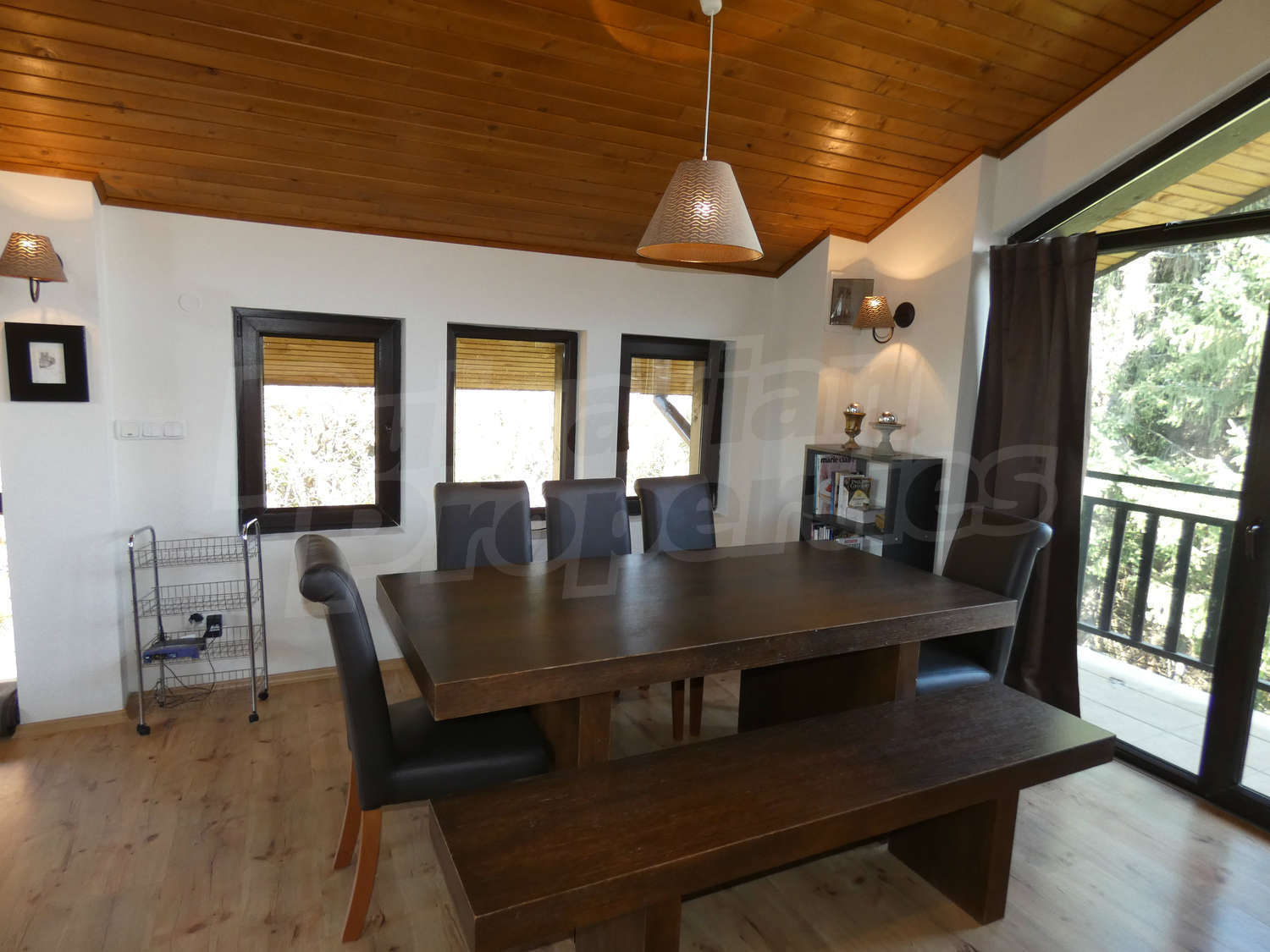 Gallery Picture 42