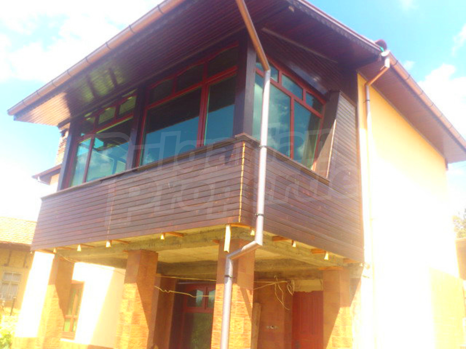 Gallery Picture 9
