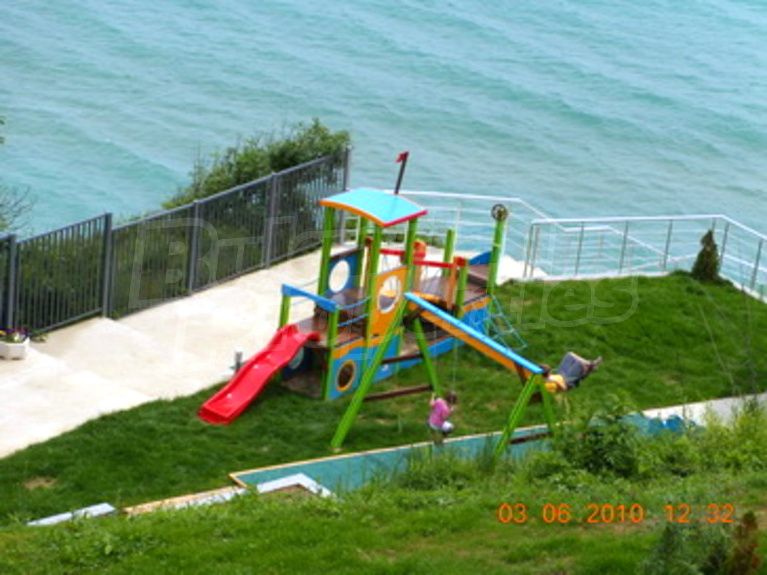 Gallery Picture 32