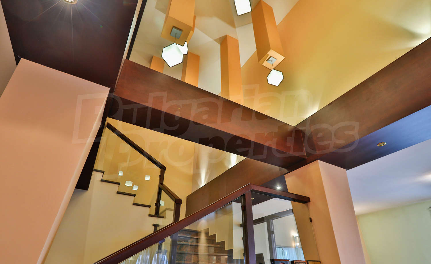 Gallery Picture 10