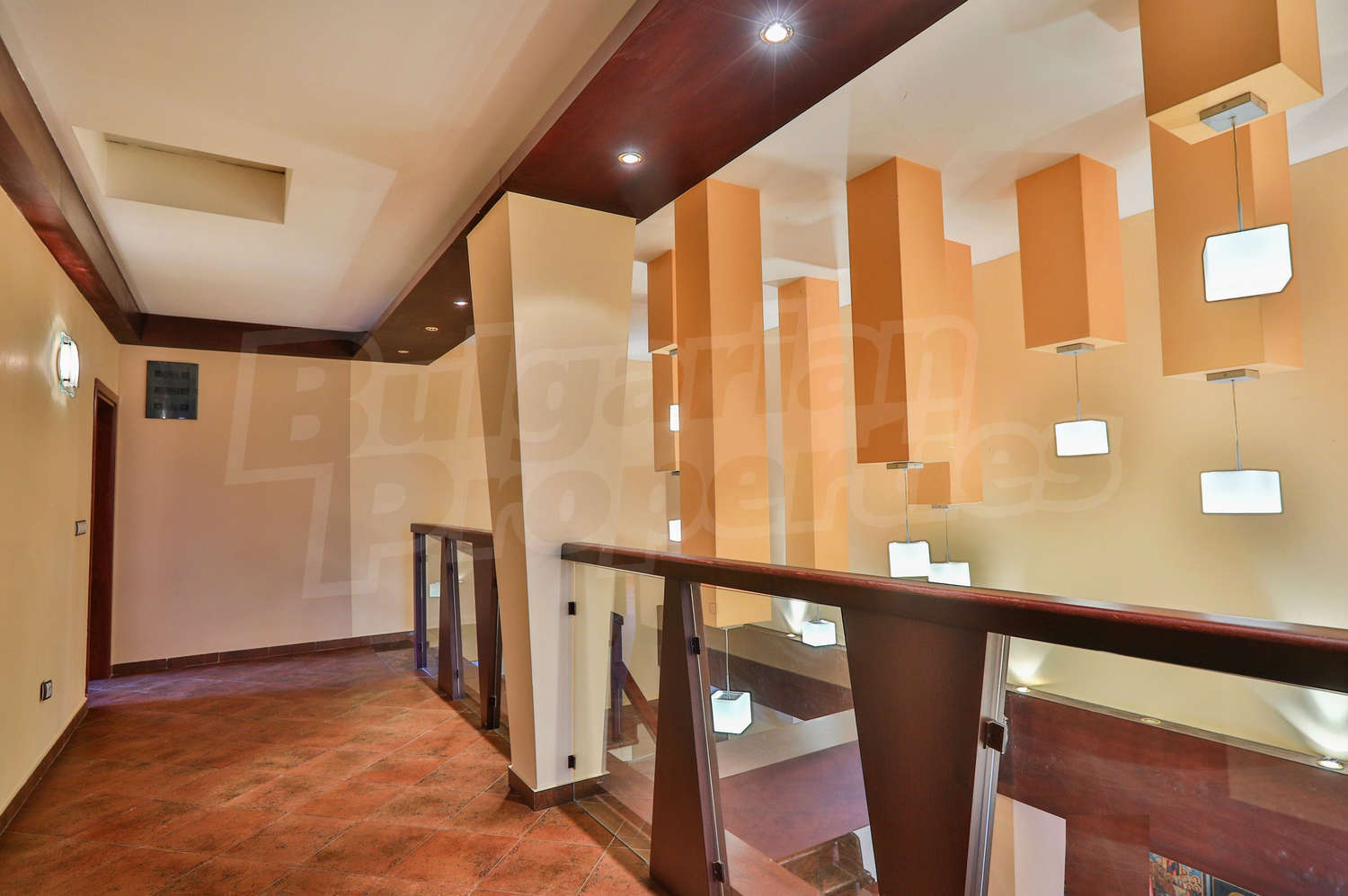 Gallery Picture 11