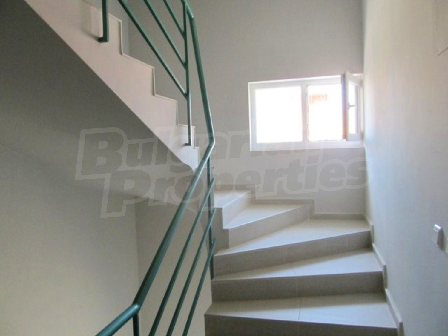 Gallery Picture 6